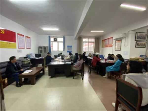 建筑艺术学院组织开展教师政治理论学习292.png
