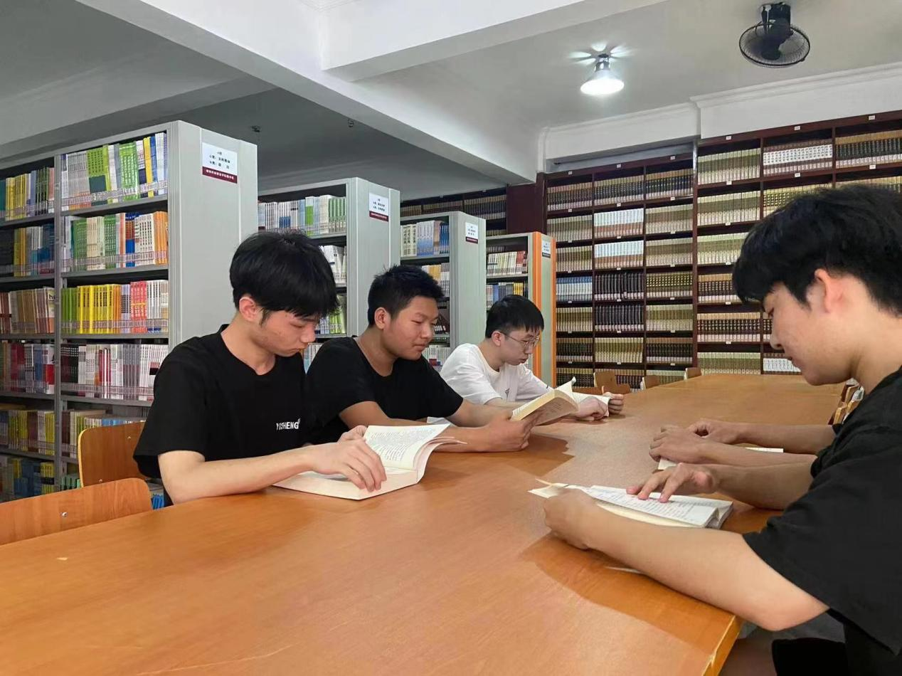 1692929296195595.png 图片2.png