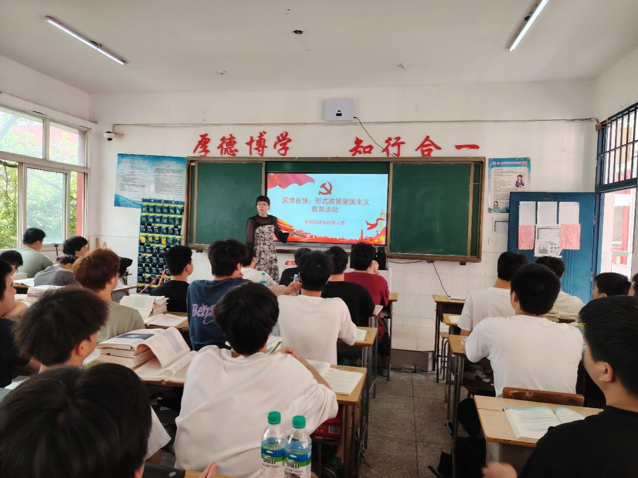 1730081694294696.png 图片1.png